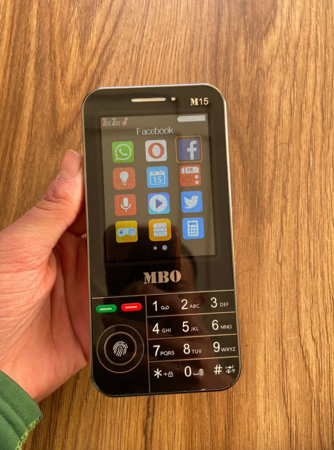 Iphone M15 PRO - شريحة مزدوجة .