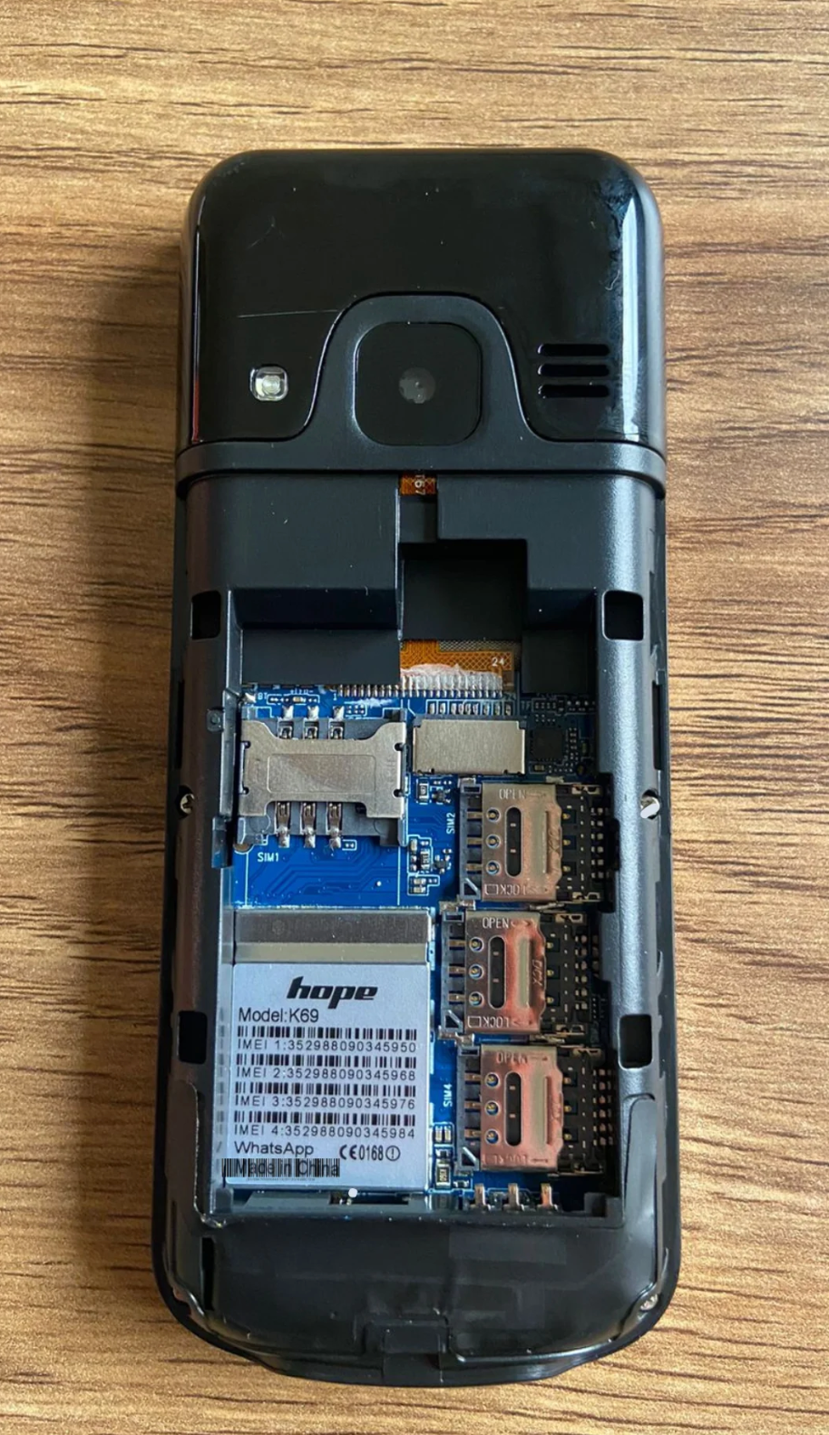 hopek 69 هاتف مع دعم 4شرائح اتصال .