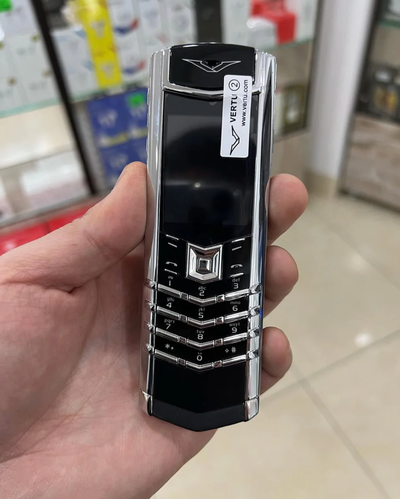 Vertu هاتف الاصلي بتصميم فاخر
