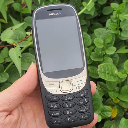 Nokia 6310 - هاتف كلاسيكي ذو شاشة كبيرة