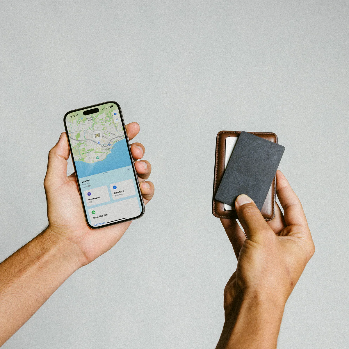 بطاقة التتبع الذكية